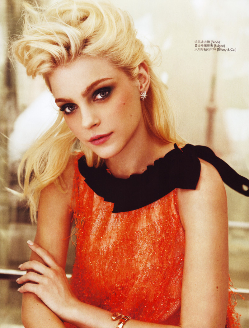 Photo of model Jessica Stam - ID 273841