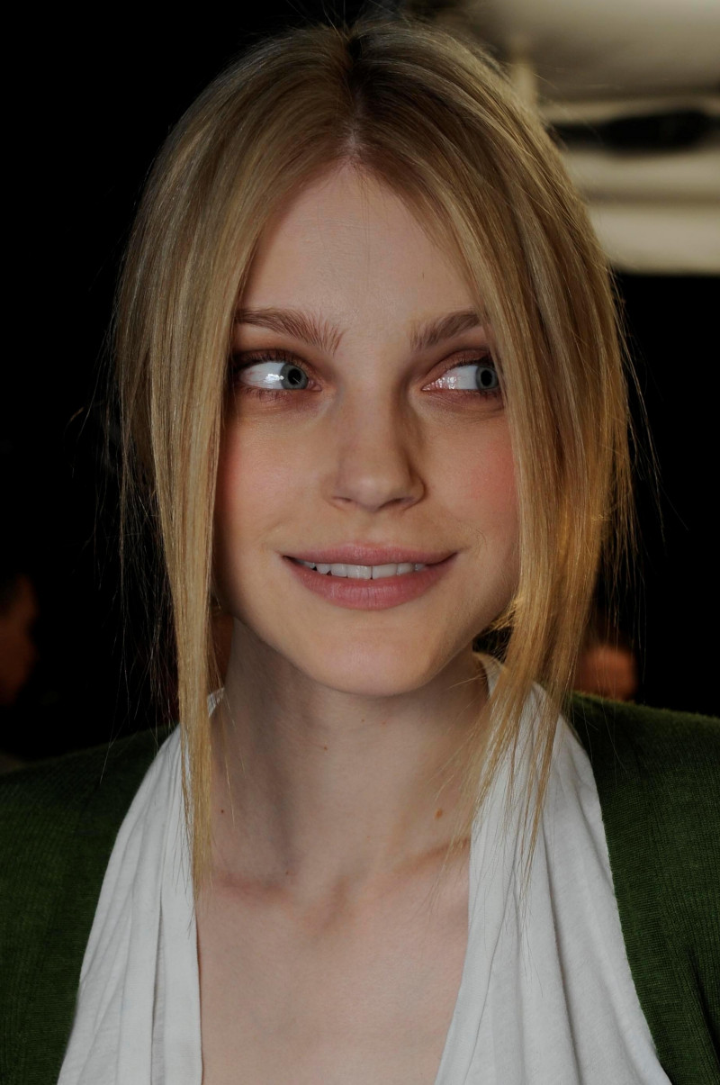 Photo of model Jessica Stam - ID 274125