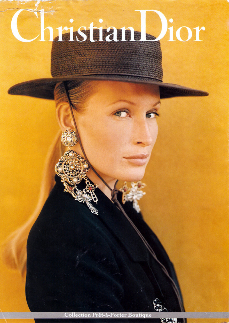 Photo of model Estelle Hallyday (Lefebure) - ID 147464