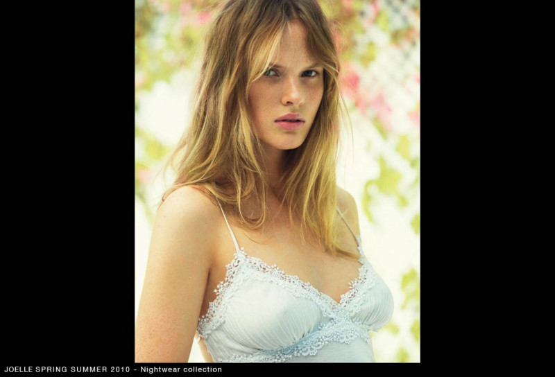 Photo of model Anne Vyalitsyna - ID 358268