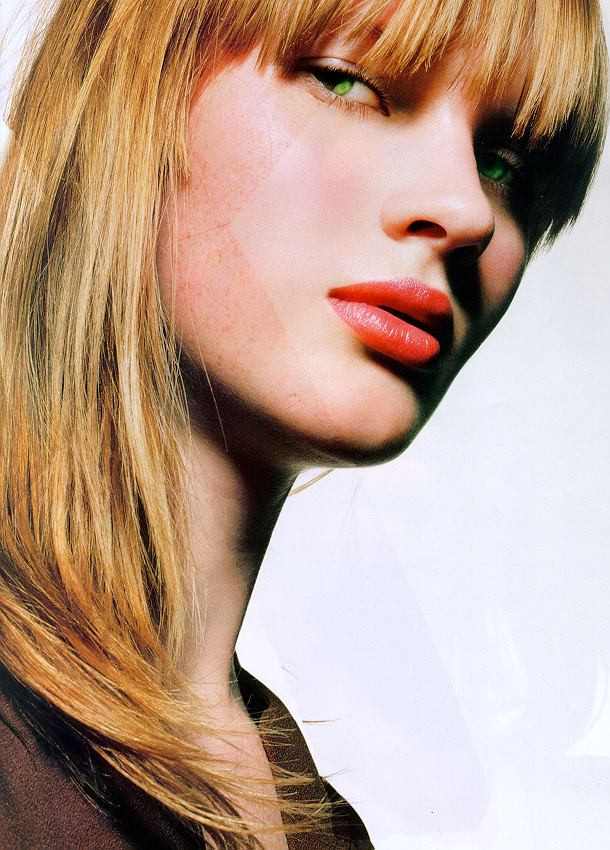 Photo of model Anne Vyalitsyna - ID 59993