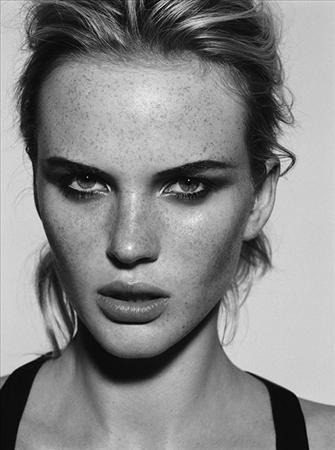 Photo of model Anne Vyalitsyna - ID 90842