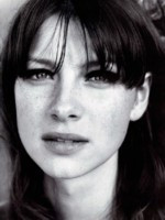 Photo of model Caitriona Balfe - ID 10790