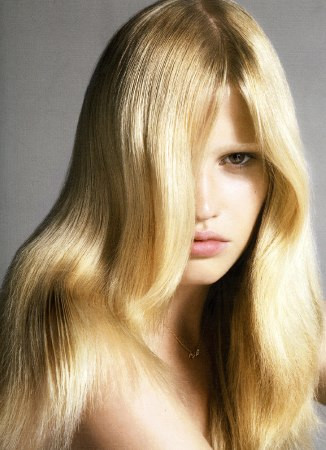 Photo of model Lara Stone - ID 120777