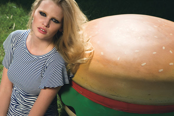 Photo of model Lara Stone - ID 188077