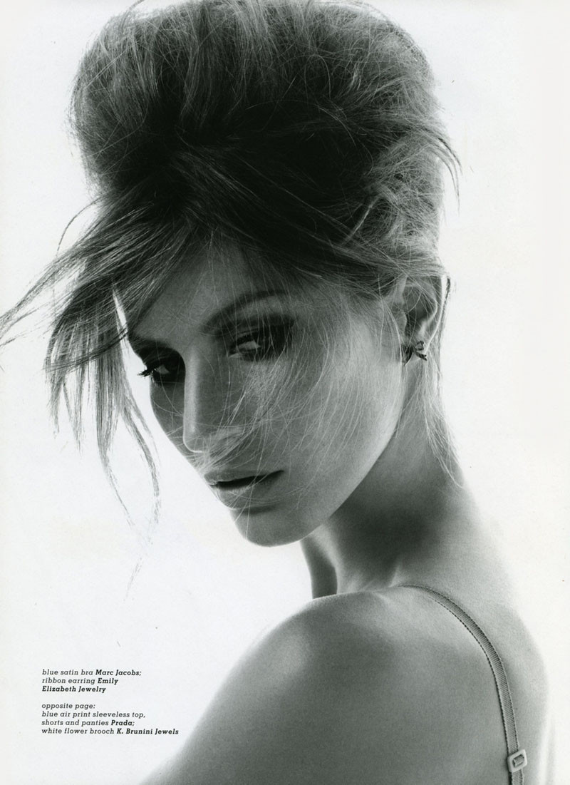 Photo of model Gisele Bundchen - ID 304751