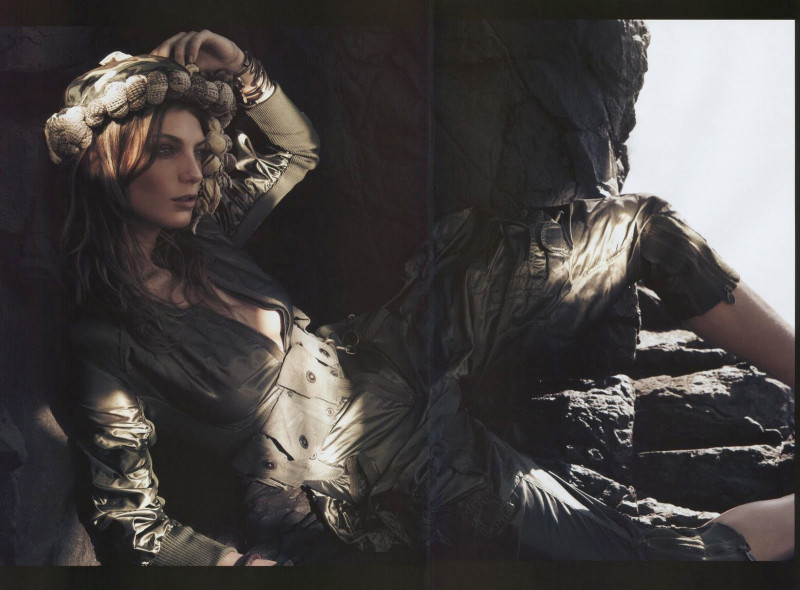 Photo of model Daria Werbowy - ID 289230