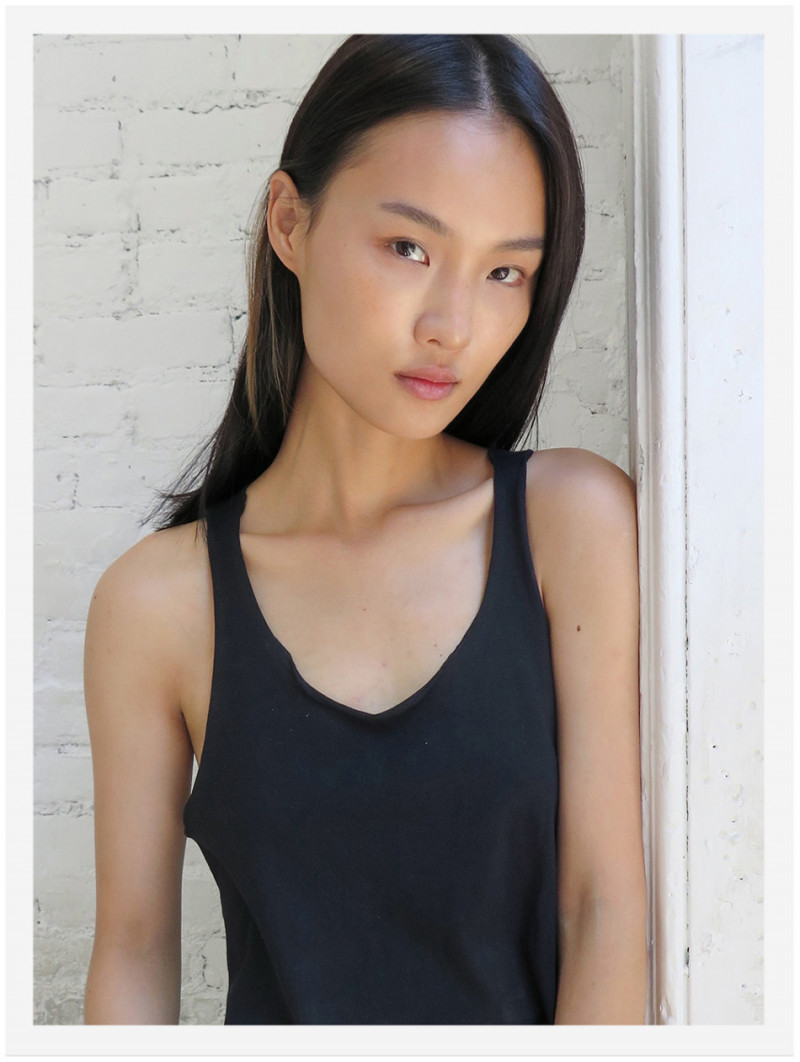 Photo of model Gia Tang - ID 530260