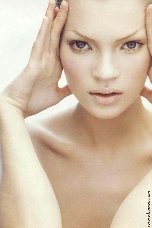 Photo of model Kate Moss - ID 12047