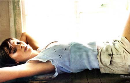 Photo of model Kate Moss - ID 203096