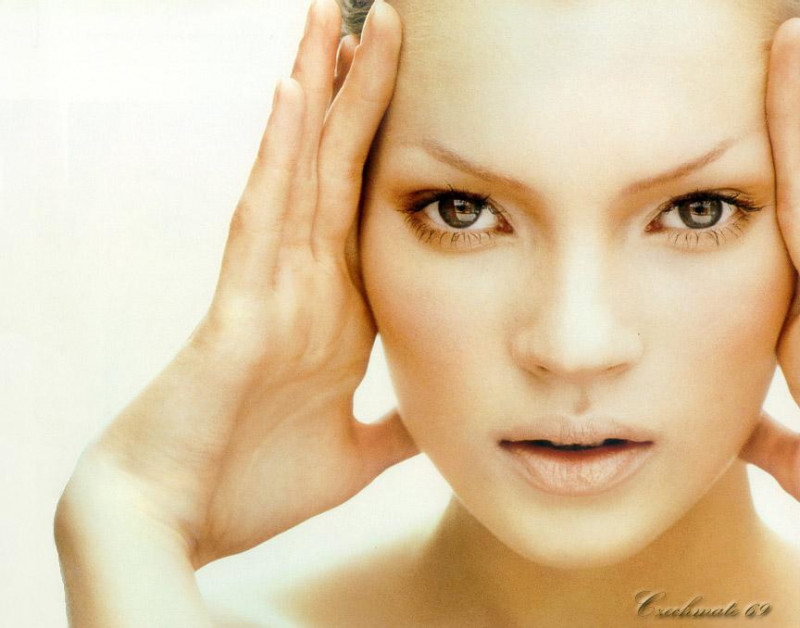 Photo of model Kate Moss - ID 20927