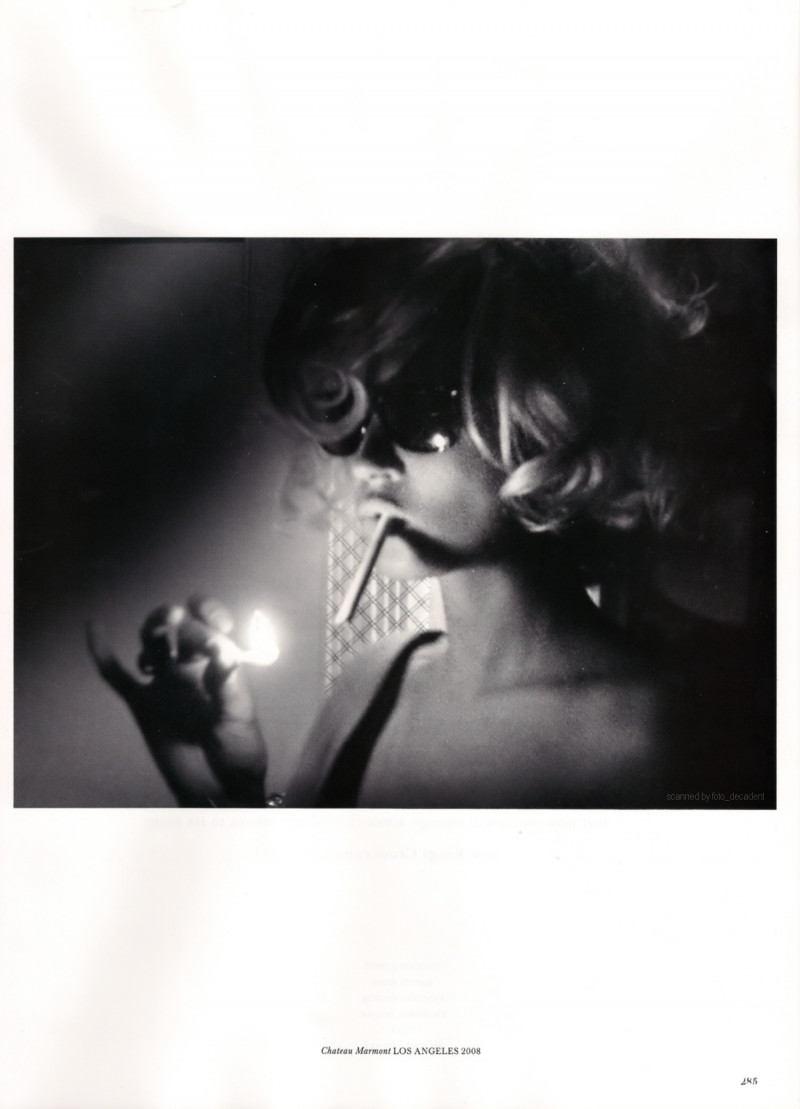 Photo of model Kate Moss - ID 222027