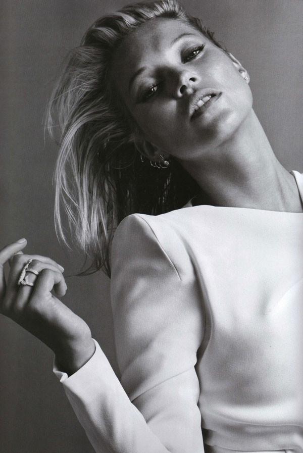 Photo of model Kate Moss - ID 232145