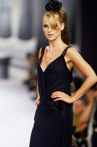 Photo of model Kate Moss - ID 249376