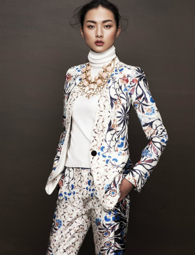 Photo of model Ling Yue Zhang - ID 575300