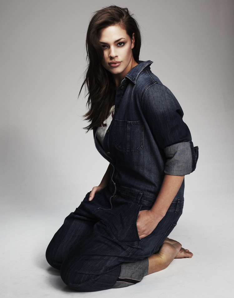 Photo of model Ashley Graham - ID 565212