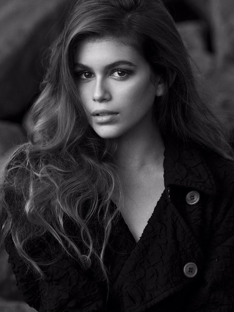 Photo of model Kaia Gerber - ID 527722