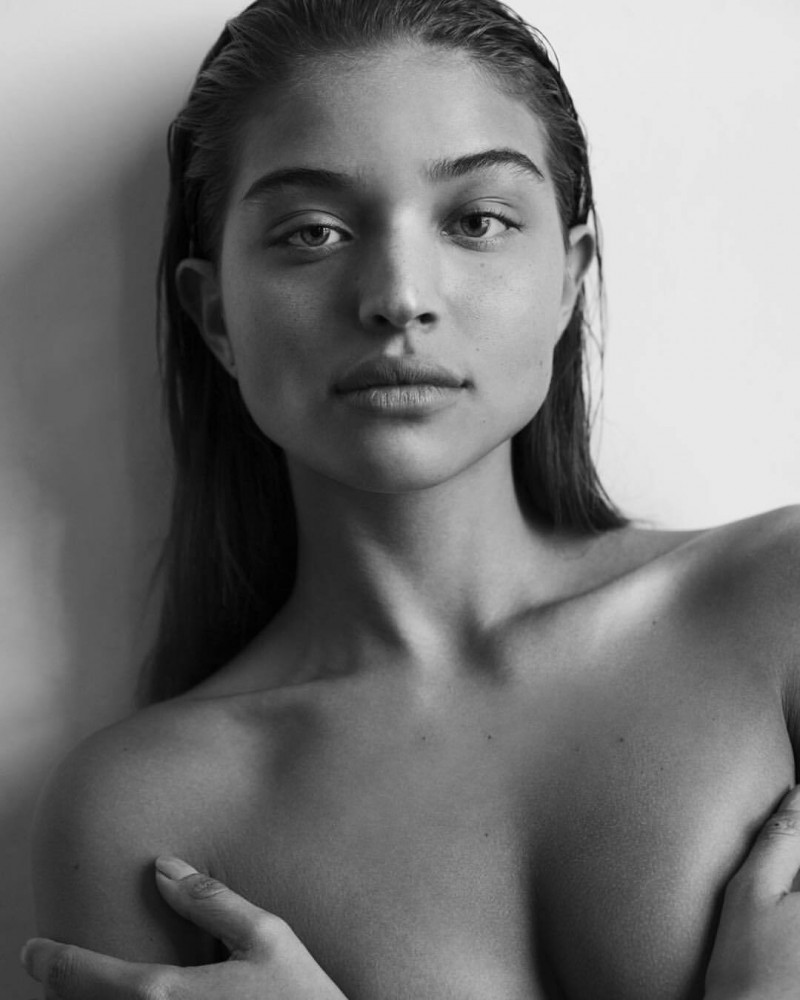 Photo of model Daniela Lopez Osorio - ID 668137