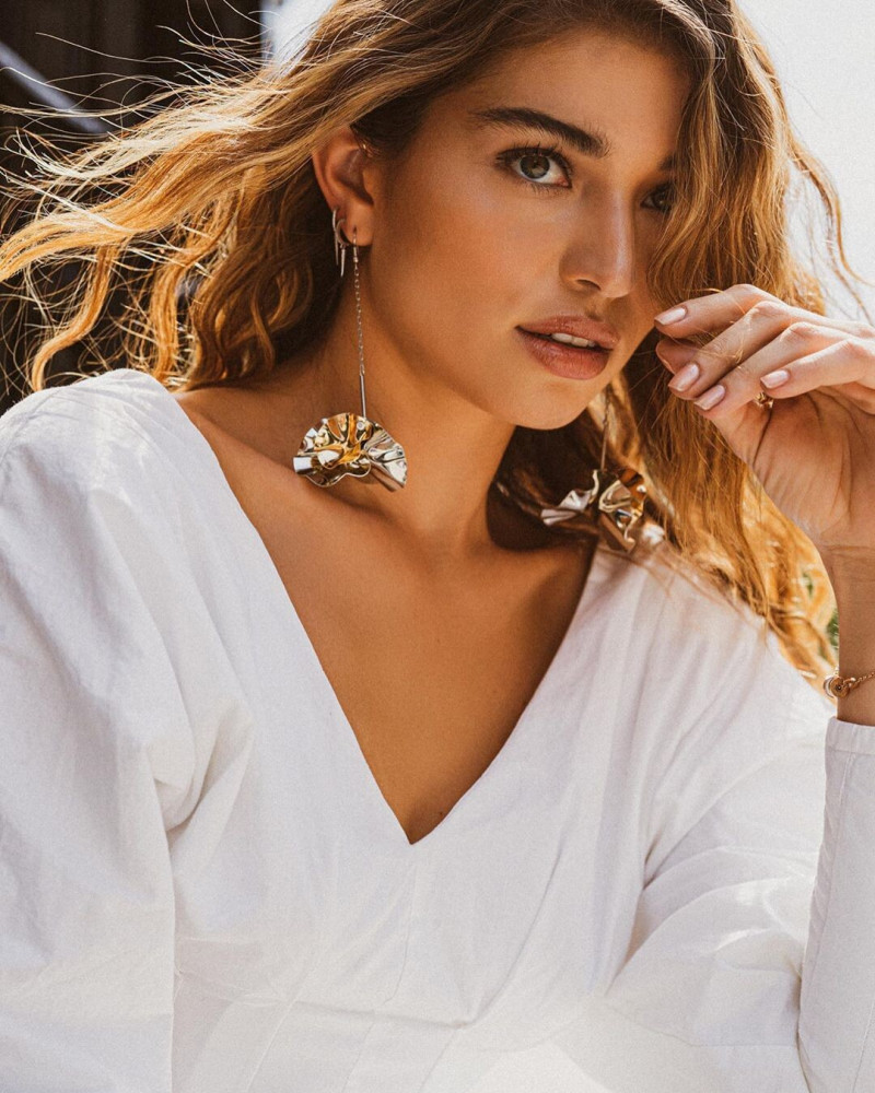 Photo of model Daniela Lopez Osorio - ID 668179