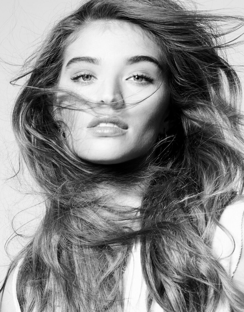 Photo of model Daniela Lopez Osorio - ID 668209