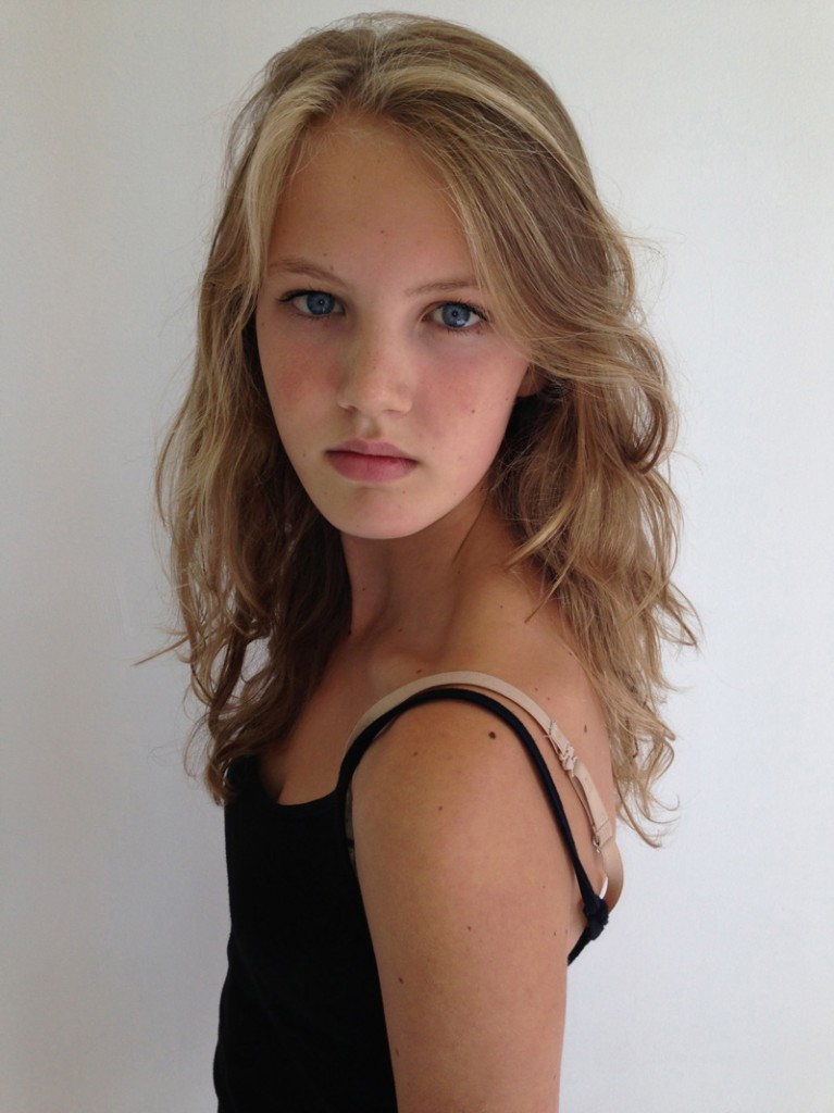 Photo of model Noa Vermeer - ID 572370