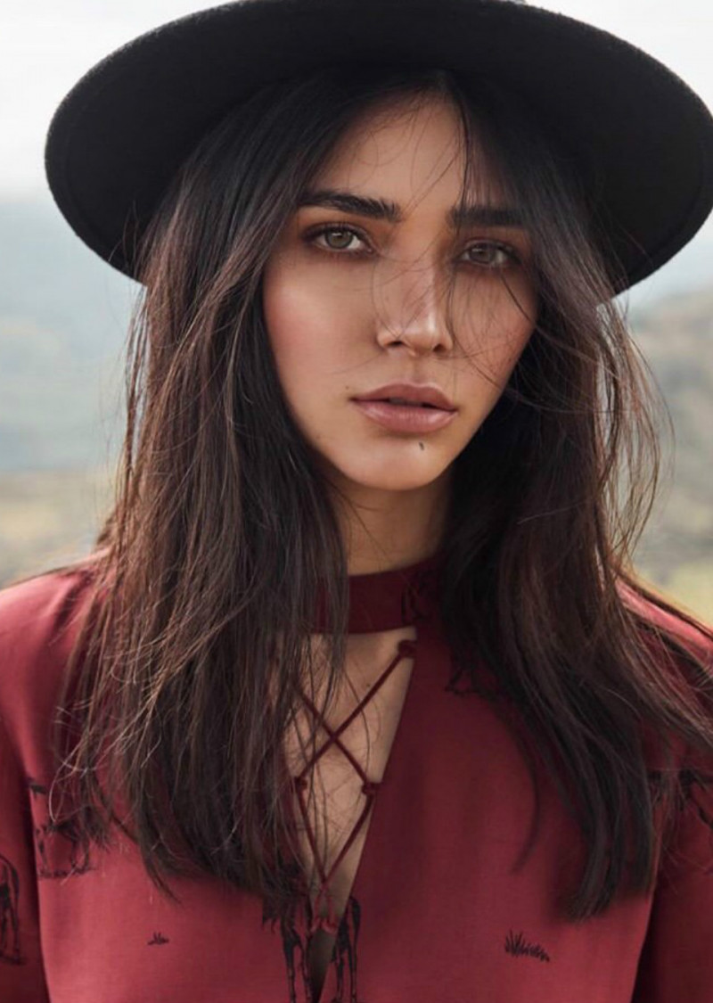 Photo of model Yazmin Escobar - ID 619447