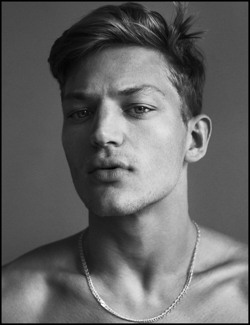 Photo of model Sebastian Sauvé - ID 708615