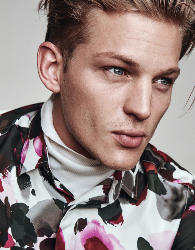 Photo of model Sebastian Sauvé - ID 708634