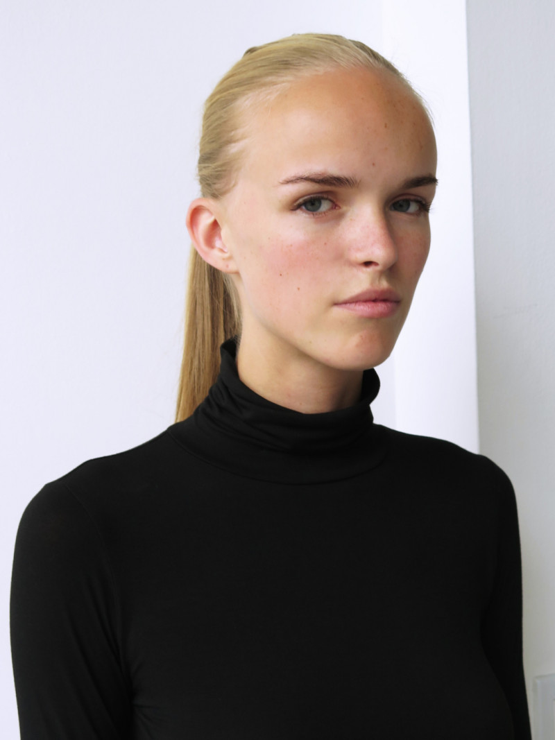 Photo of model Sigrid Cold - ID 586830