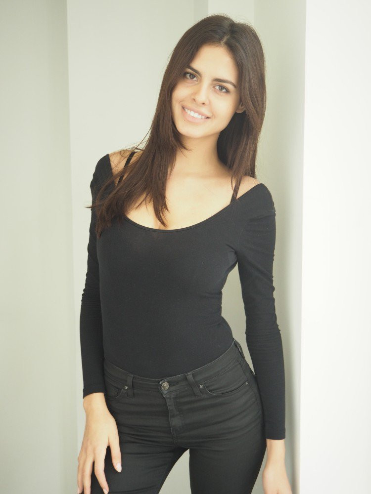 Photo of model Bojana Krsmanovic - ID 591451