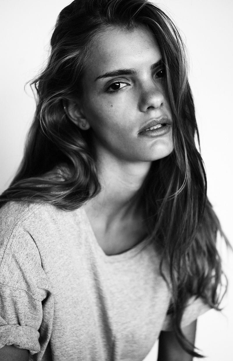 Photo of model Emily Astrup - ID 545476