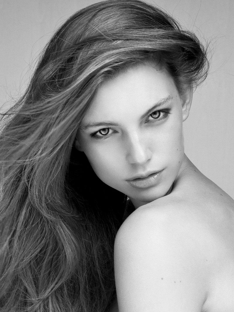 Photo of model Sophie Pumfrett - ID 547056