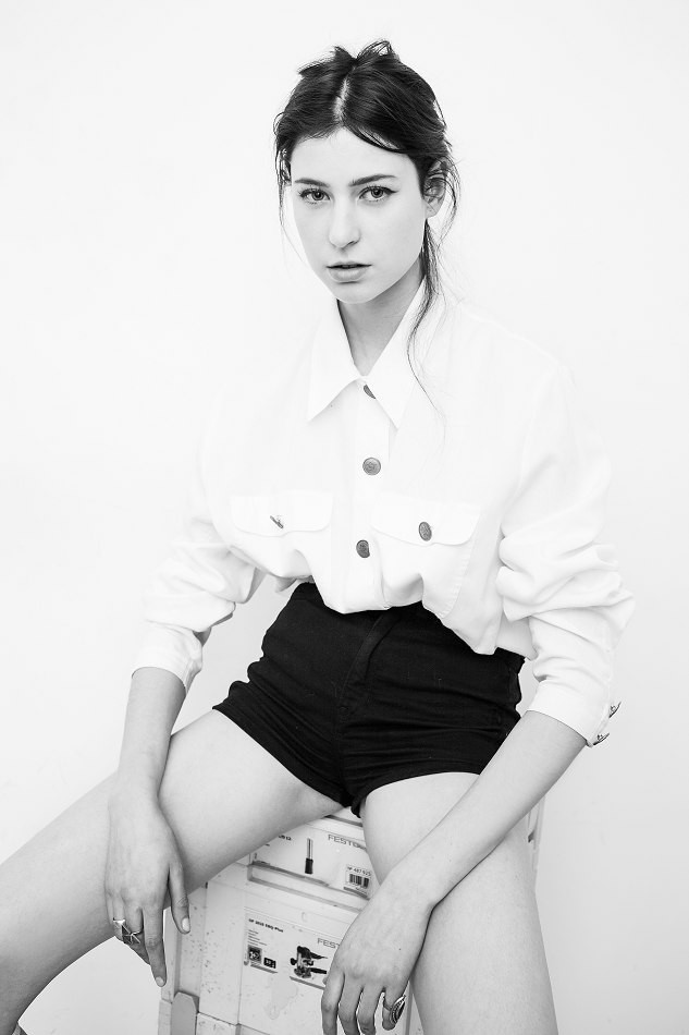 Photo of model Alexandra Costin - ID 571410