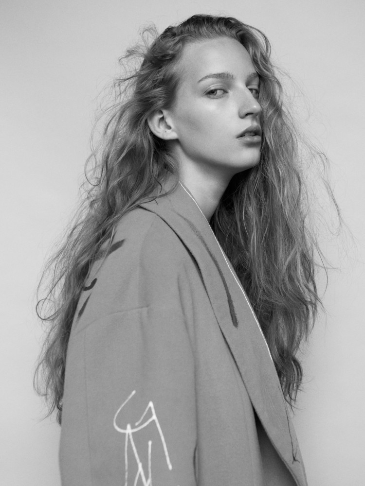 Photo of fashion model Kira Alferink - ID 631239 | Models | The FMD