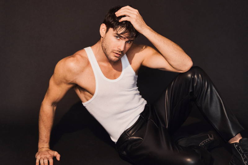 Photo of model Charlie Matthews - ID 696200