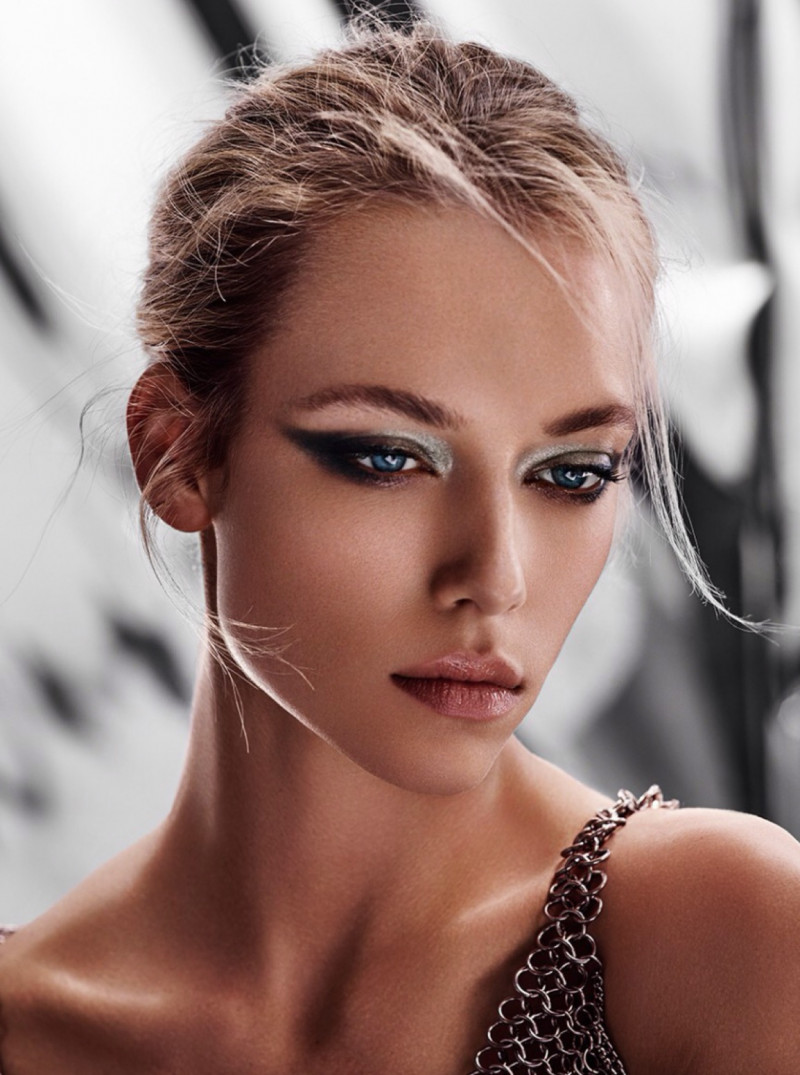 Photo of model Hannah Ferguson - ID 676758