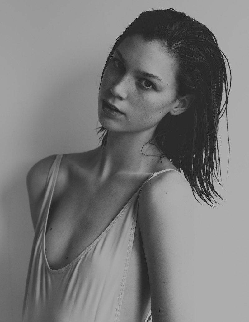 Photo of model Hazel Crew - ID 547206