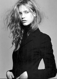 Photo of model Nina Oord - ID 6839