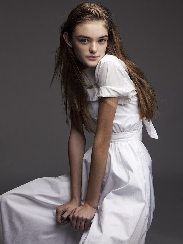 Photo of model Willow Hand - ID 545086