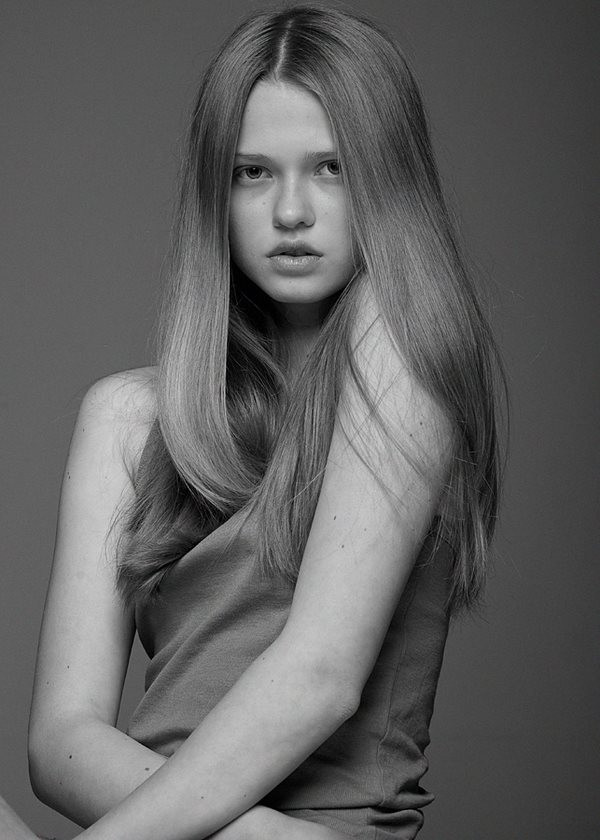 Photo of model Daniela Hanganu - ID 572018
