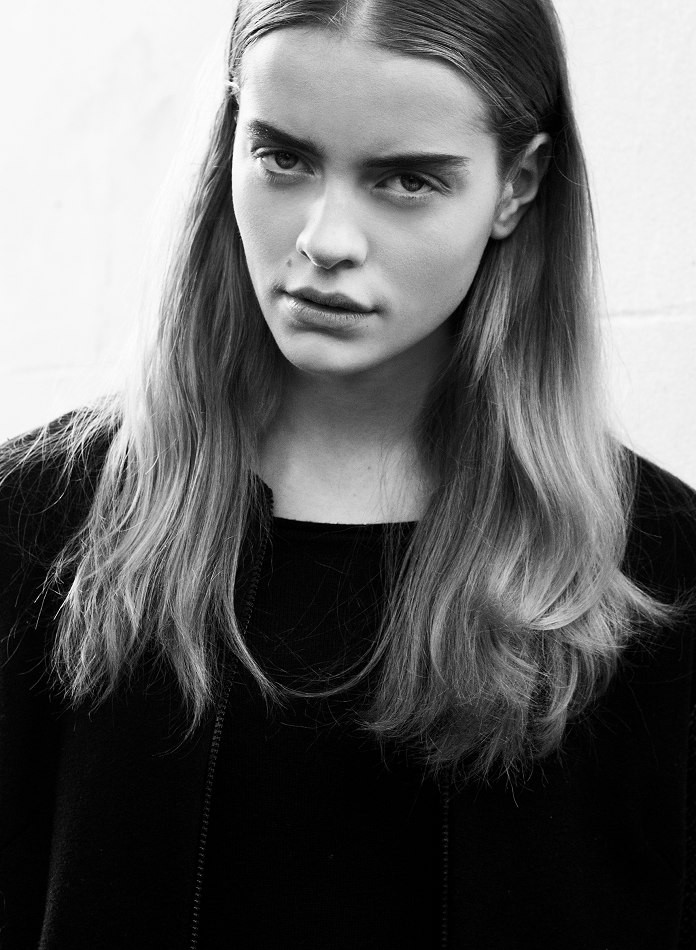 Photo of model Eydis Evensen - ID 534242