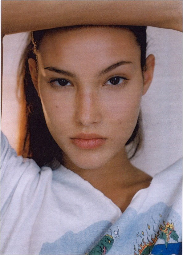 Photo of model Laura Gosch - ID 63562