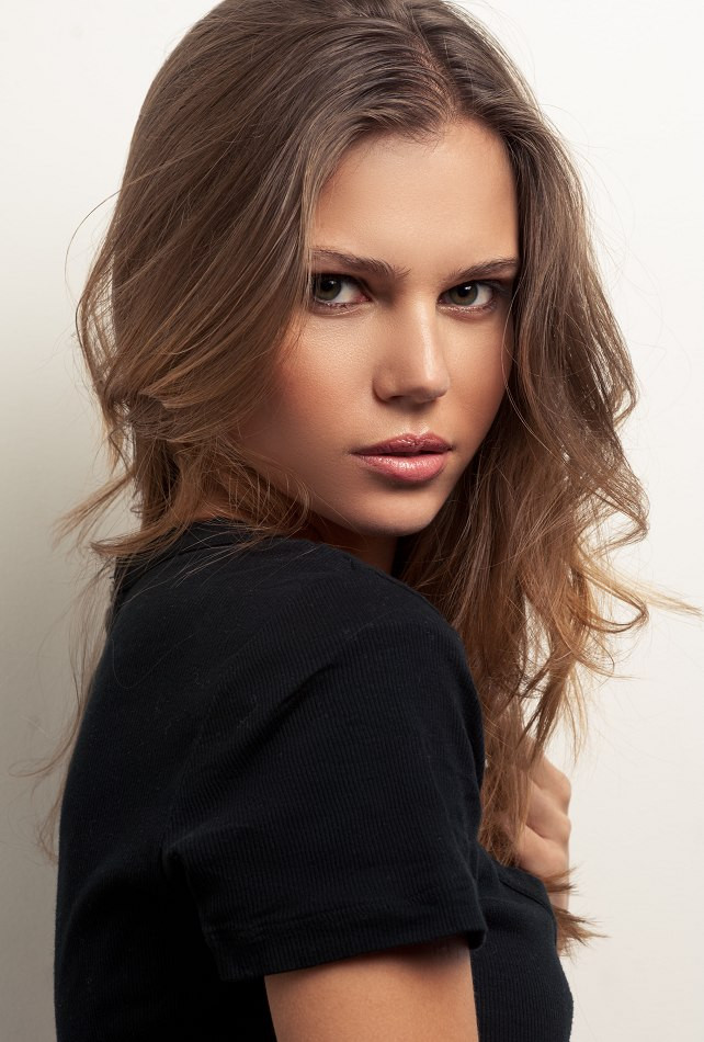 Photo of model Luciane Adoryan - ID 364735
