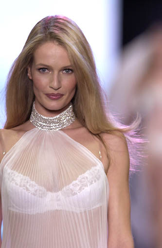 Photo of model Karen Mulder - ID 21148