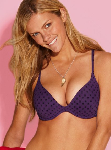 Photo of model Brooklyn Decker - ID 276077