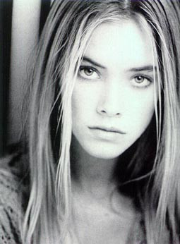 Photo of model Kristanna Loken - ID 17229