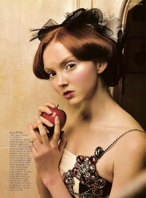 Photo of model Lily Cole - ID 213039