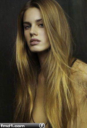 Photo of model Vanessa Hessler - ID 9794