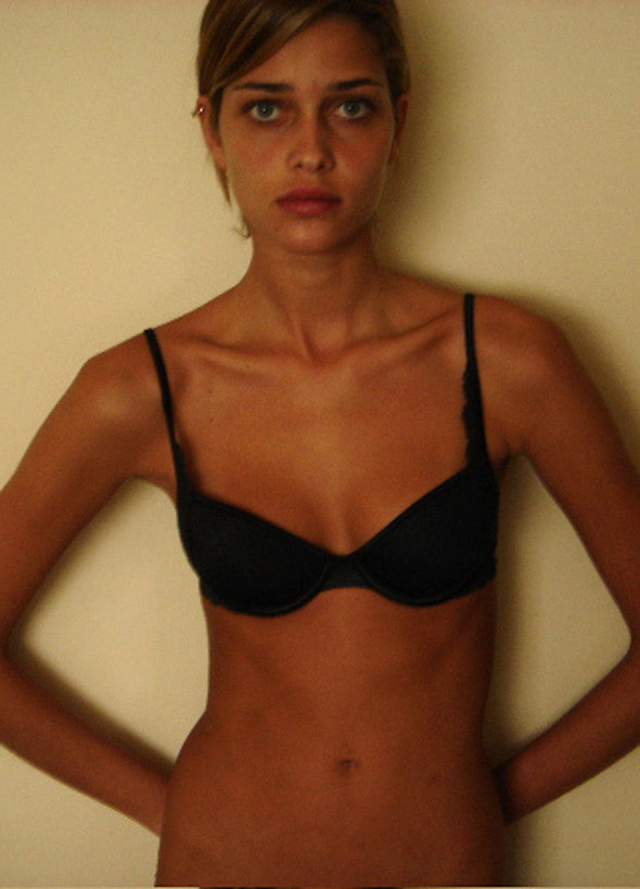 Photo of model Ana Beatriz Barros - ID 380536