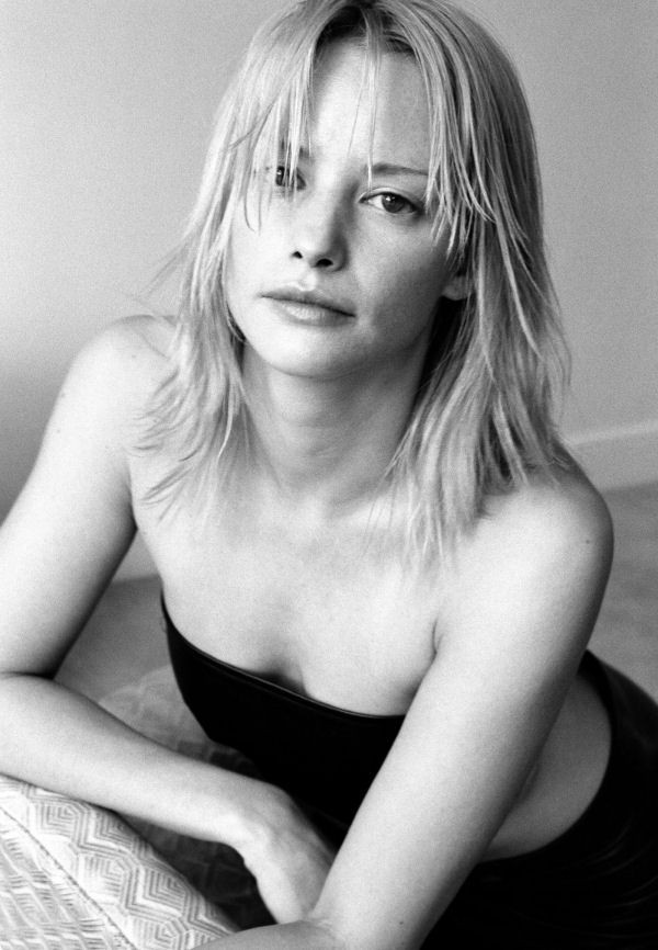 Photo of model Sienna Guillory - ID 93147